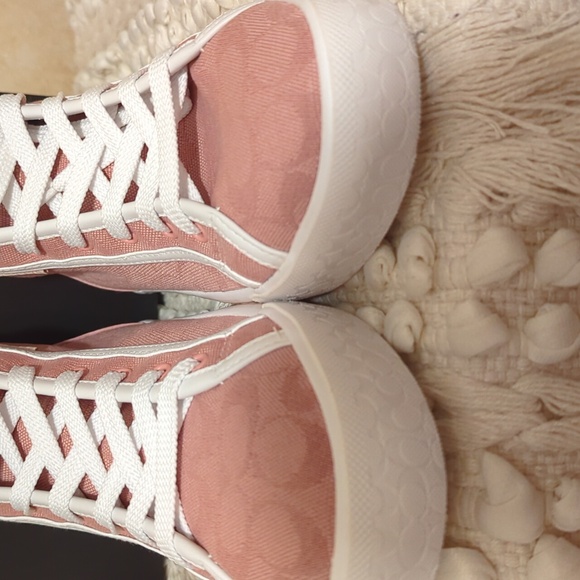 COACH NIB Hi Tops Pink 7.5 - Picture 3 of 10